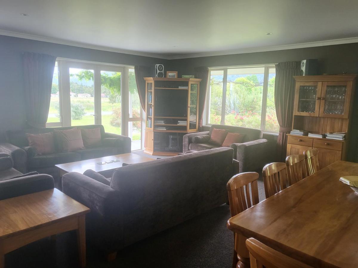 Misty Peaks Guesthouse ฟ็อกซ์กลาเซียร์ ภายนอก รูปภาพ
